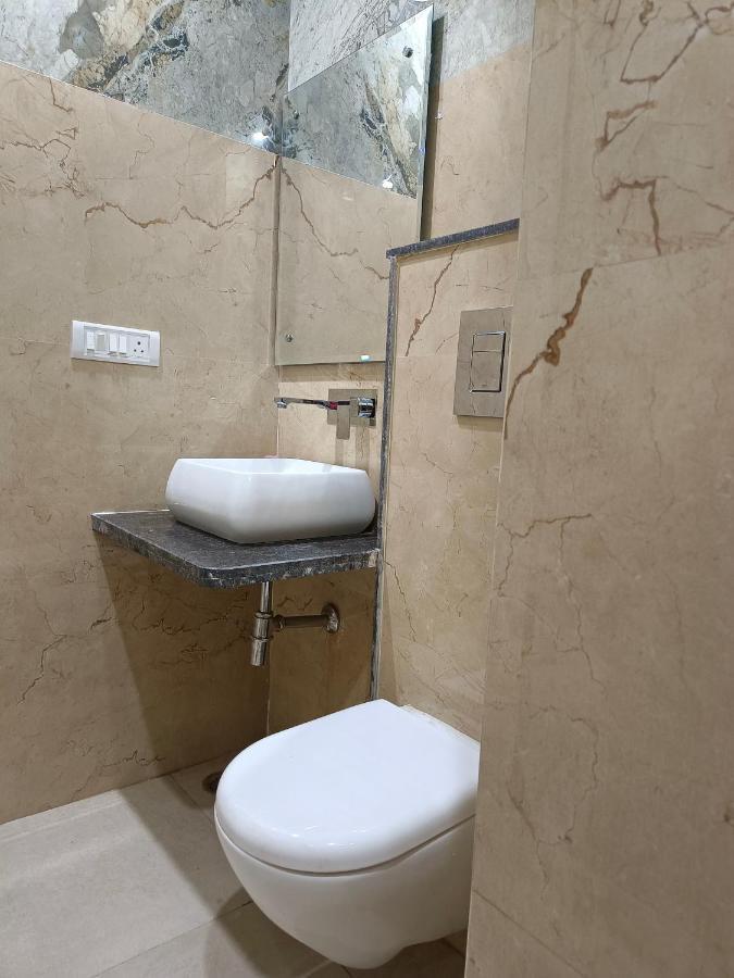 ניו דלהי Hotel Batra Home Nizamuddin מראה חיצוני תמונה