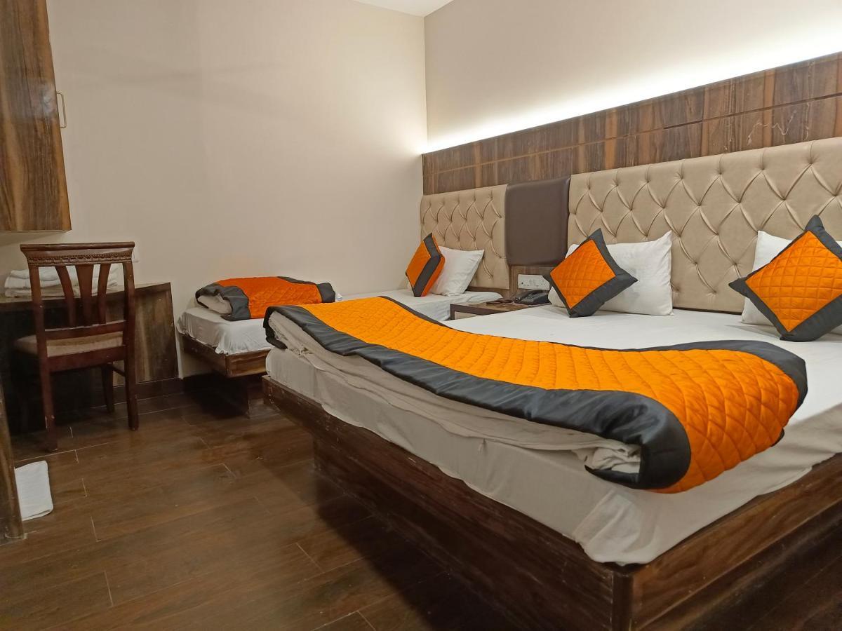 ניו דלהי Hotel Batra Home Nizamuddin מראה חיצוני תמונה