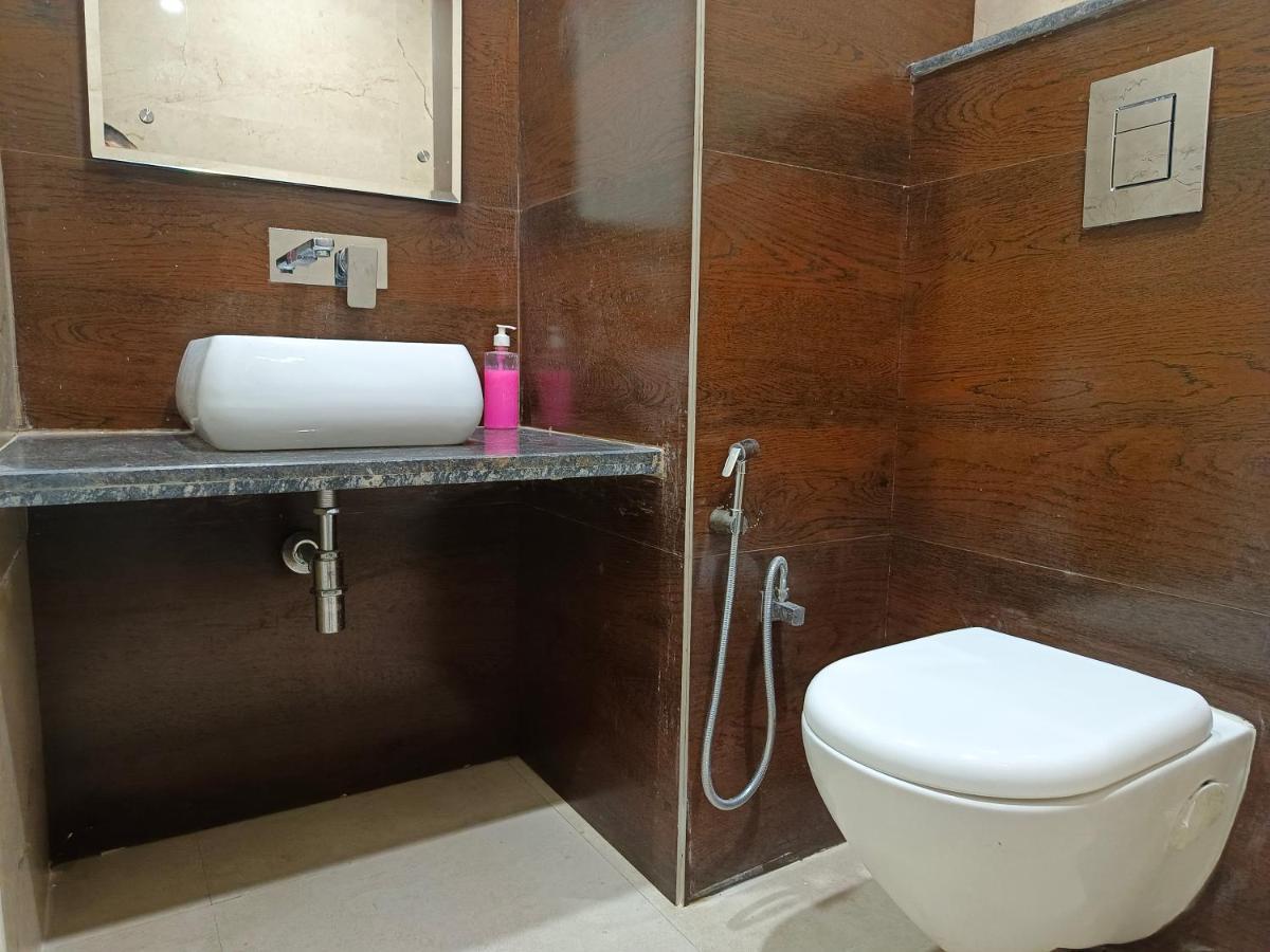 ניו דלהי Hotel Batra Home Nizamuddin מראה חיצוני תמונה