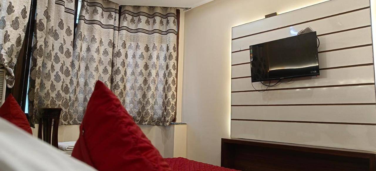 ניו דלהי Hotel Batra Home Nizamuddin מראה חיצוני תמונה