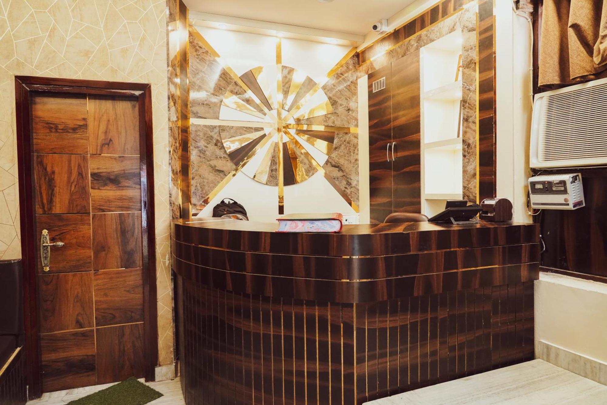 ניו דלהי Hotel Batra Home Nizamuddin מראה חיצוני תמונה