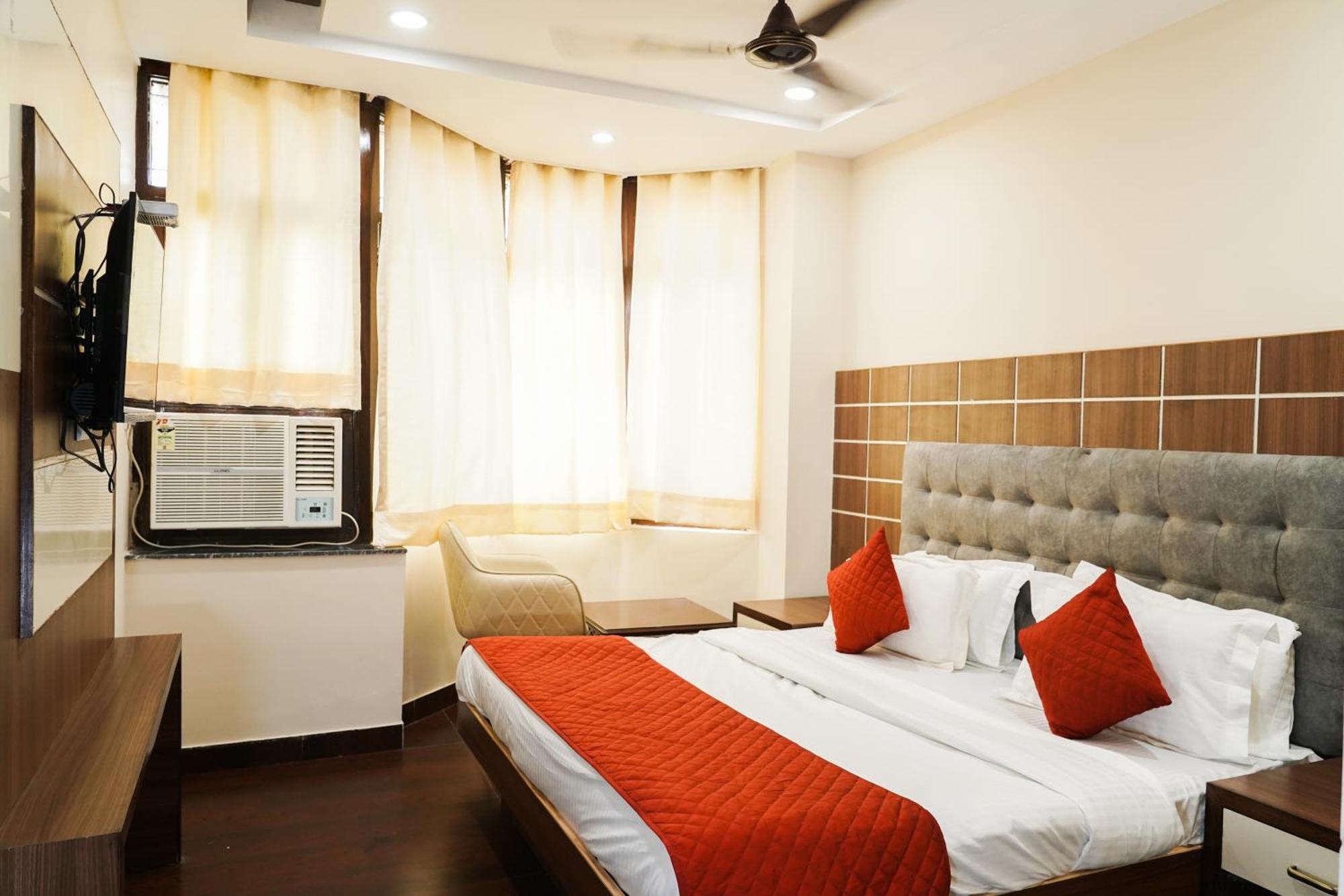 ניו דלהי Hotel Batra Home Nizamuddin מראה חיצוני תמונה